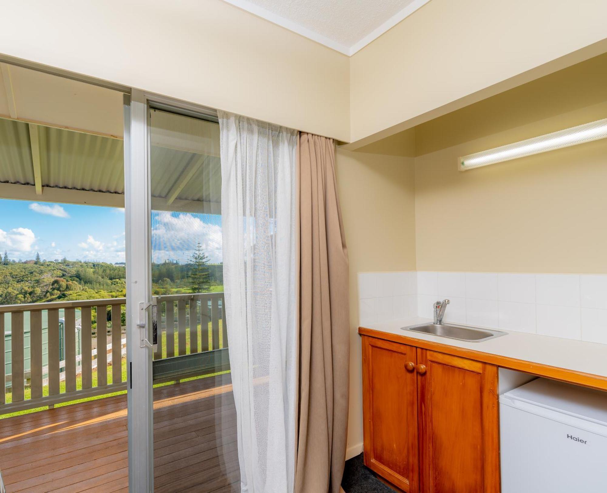 South Pacific Resort Hotel Burnt Pine Exterior foto